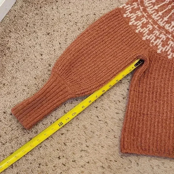 Universal Thread chunky cropped long capped sleeve orange winter sweater size s - Picture 9 of 10